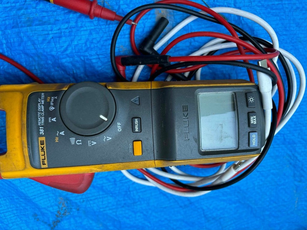 Fluke 381 Remote Display True-RMS AC/DC Clamp Meter