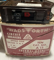 Wadsworth A115NI 15 Amp 1 Pole 1P Type A METAL FOOT Circuit Breaker A15 A115