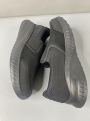 Skechers Mens Work Shoes Sz 11 Slip Resistant Memory Foam Slip On Black Mesh New