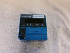Honeywell Burner Control RM7890A1015 with R7849A1015 and S7800A1001
