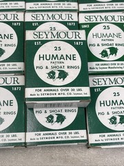 (250) Seymour Humane Pattern RN-X1 Copper Coated Hog Pig Rings, 10 Boxes Of 25