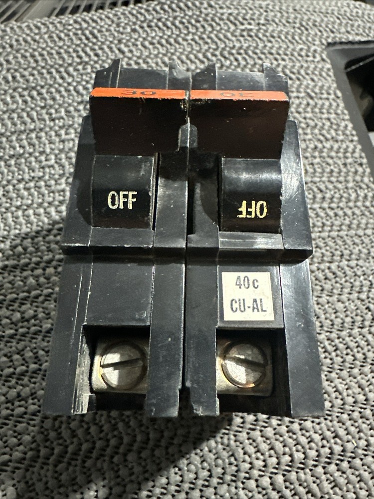 Federal Pacific NA240 40A Circuit Breaker – Black