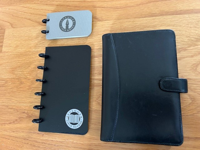 Vintage Levenger black Leather disc binder planner Circa date Book & notes NICE