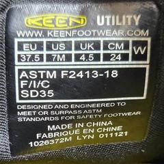 KEEN Utility Womens 7 M Vista Energy Shift ESD Carbon Toe Slip On Work Shoes Blk