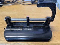 Vtg Swingline Acco Brands 3-Hole Punch 10.25” Model 350/400