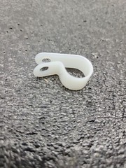 x50 ESSENTRA 7/16″ LOOP CABLE CLAMP 3/8 WIDE #8 HOLE ROUND WHITE NYLON P-CLIP