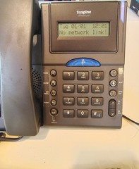 Syspine IP Phone 310 Microsoft Response Point Business Lot of 2 YV5