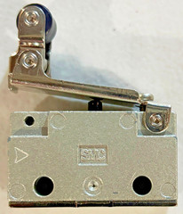 SMC PNEUMATIC LIMIT SWITCH NVM13, MECHANICAL VALVE, 1/8″ NPT, 2 PORTS.