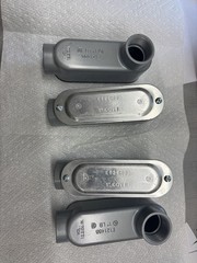 Neer 121488 1 inch LB Conduit body with cover and gasket. Lot of 4
