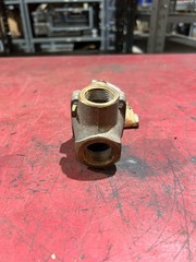 NEW NO BOX WATTS REGULATOR RELIEF VALVE SIZE 3/4” MODEL 174A / M3