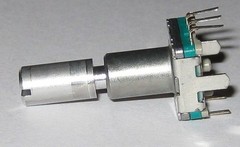5 X Alps Rotary Encoder w/ Momentary Switch – 30 Detent / 360 Degrees – PC Board
