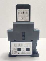 Siemens 3RT2024-1AP04 Contactor 3RH2911-1HA11