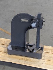 Single Leverage Arbor Press 3 Ton Max. Pressure 18″ Stroke MISSING LEVER