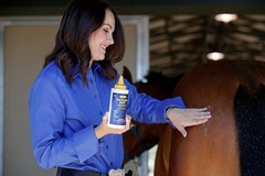 Farnam Wonder Dust 4 oz Would Powder for Horses and Show Stock