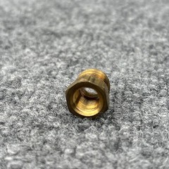 Lot of 10 – 1/4″ x 1/8″ NPT Brass Pipe Reducer Bushing Hex Used