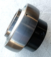 Premium 1-3/8″ Bore GN106KRRB Bearing w/3-Lip Seals & Collar 184647C91 WP66497