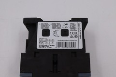 SIEMENS 3RT2025-1AP04 MADE IN GERMANY