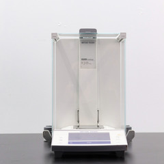 Mettler Toledo XS205DU Analytical Balance