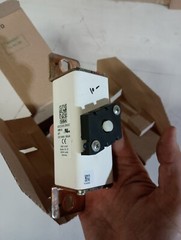 Samsung SIBA URS SQB-DC0 200A DC 1500V Fuse Model 3601-001889 9022339.200SD