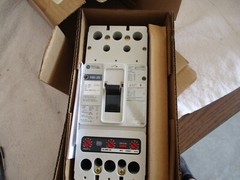 NIB Allen Bradley 225A Circuit Breaker 140U-JD6D3-D22