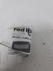 RED LION CUB4L000 Counter,LCD,6 Digits,1.51″ D 793JF2 **NOS**