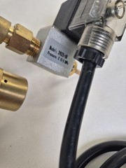 Yes Welder CO2 Regulator With 110V Solenoid Valve