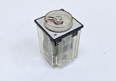 Schleicher DZA 12-L / 868172/8 Time Relay 1.5-30min