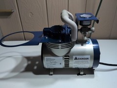 ROSCOE ASP-HD HEAVY DUTY SUCTION MACHINE Aspirator needs new rubber feet