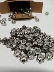 10-24 Stainless Nyloc (Nylon Insert Locknut) 18-8 S.S.(100 pieces) Free Ship.