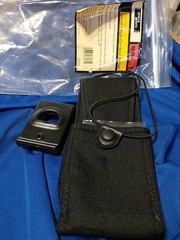 UNCLE MIKE’S LAMINATED RADIO CASE – SWIVEL BELT LOOP #8898-1 SIZE 1 NOS