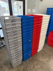 Lot of 5 Corrugated Plastic Postal Mail Type Totes Bin 18.5″L x 13.5″W x 11.5″H