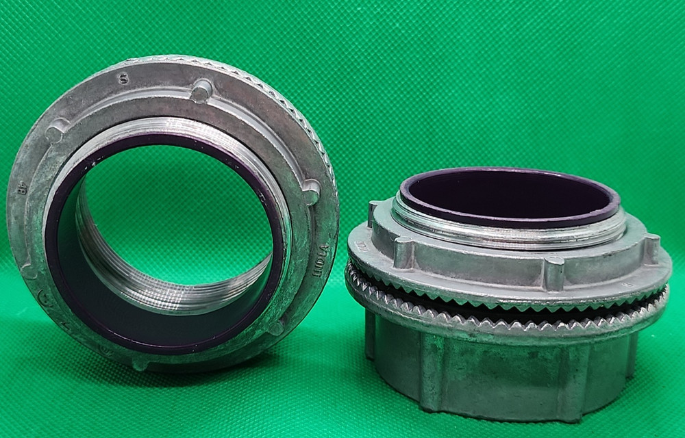 Lot of 2 -APPLETON NEER 200DN 2″ WATER TIGHT COUNDUIT HUB DIE CAST ZINC [1RE2-2]