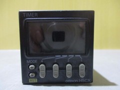 OMRON H5CX-A11-N Digital Timer AC 100-240V