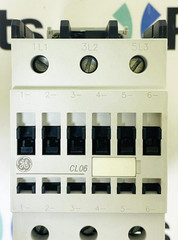 GE CL06A300M Magnetic Contactor 90A 3-Pole 220V