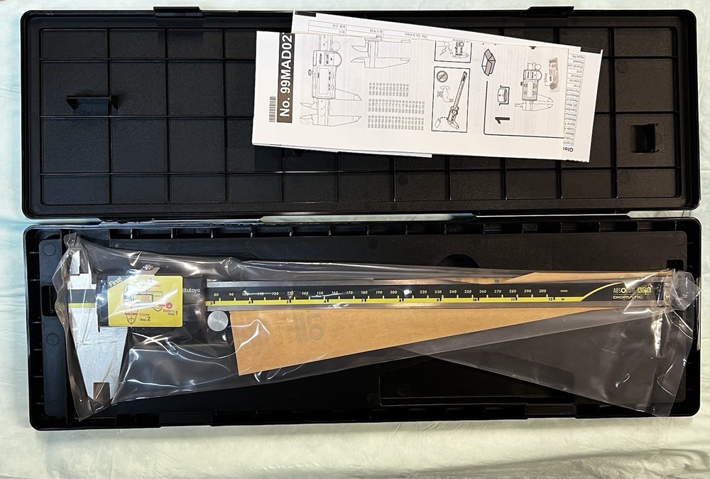 Mitutoyo 500-193-30 Digital Caliper 12” YES ITS GENUINE 100%
