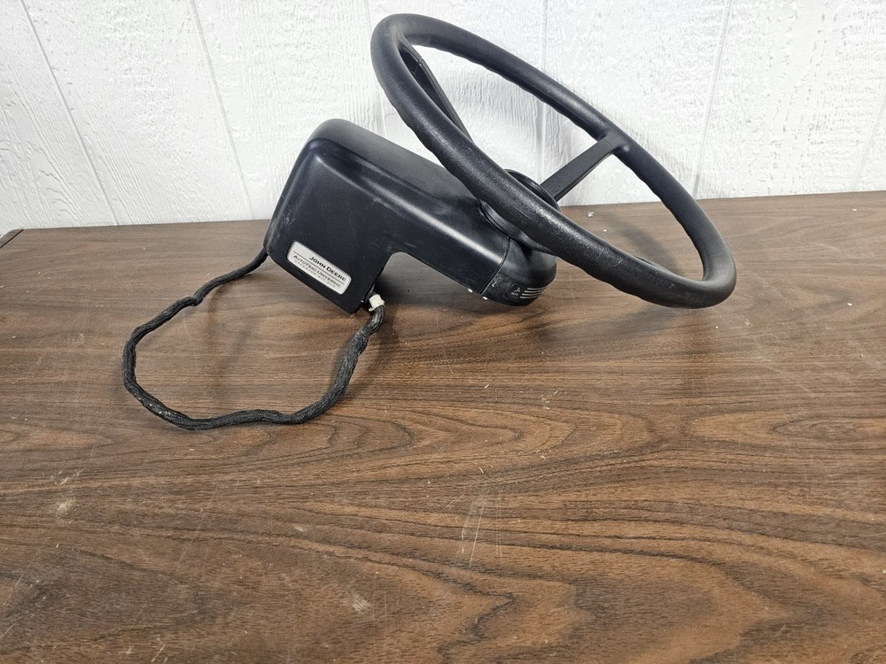 2017 John Deere ATU 200 (autotrac universal) steering wheel