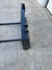 New Skid Steer JCT Hay Bale Spear Attachment Bobcat CAT CASE Deere
