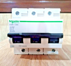 1PC A9N18365 SCHNEIDER CIRCUIT BREAKER Acti9 C120N 3P – 80A – C curve NEW