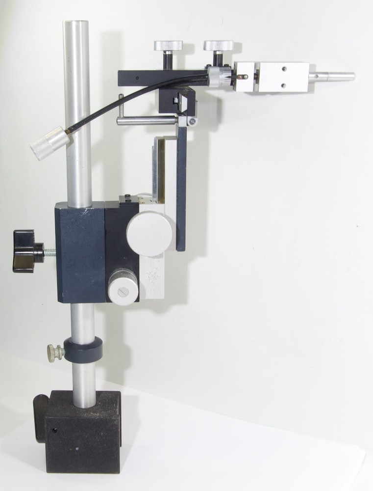 3 Axes XYZ + X Fine Micromanipulator with Tilt and Magnetic Base