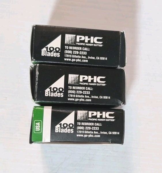 100 EACH / (3) BOX SP-017 Style Safety Replacement Blades for Box Cutter Knives