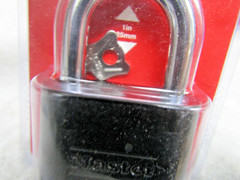 ✌️NEW MASTER LOCK 178D SET YOUR OWN COMBINTION, WEATHER RESISTANT 4 DIGITS 6JD54