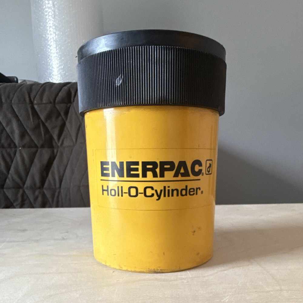 Enerpac RCH302 30 ton hydraulic cylinder