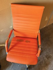 BestOffice Orange Swivel Rolling Office/Desk Chair w/ Armrests & Casters