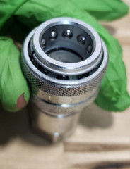 Faster 3/8″ Quick Release Hydraulic Coupling Female P/N HNV 38 NPT F (Qty 10)
