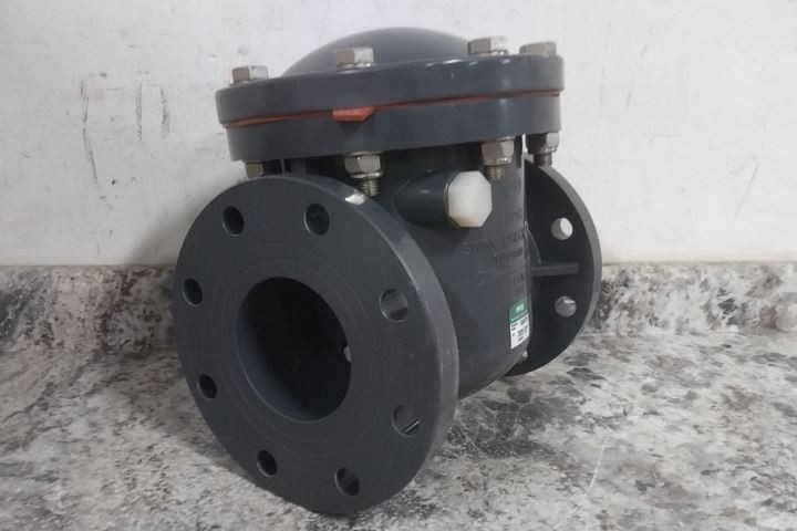 Ipex USA LLC 53876 4 In Flange x Flange Connection PVC Swing Check Valve