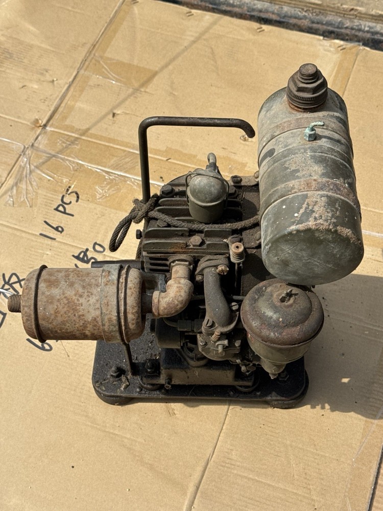 Briggs And Stratton GAS ENGINE Generator Old Motor NO SHIPPING central Illinois
