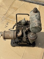 Briggs And Stratton GAS ENGINE Generator Old Motor NO SHIPPING central Illinois