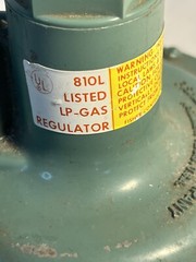 Fisher Controls 810L Listed LP-GAS Regulator R352 Vintage