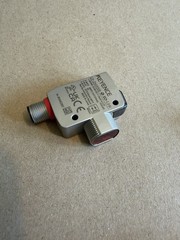 New in BOX KEYENCE LR-ZH490CB LASER SENSOR Contained Distance