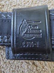 Uncle Mike’s Law Enforcement Belt With Extras Glock 17/22 Black Duty Medium M